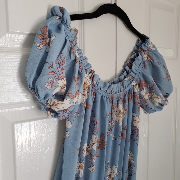 NWT Love Ady Blue Floral Off Shoulder Jumpsuit - Picture 4 of 6